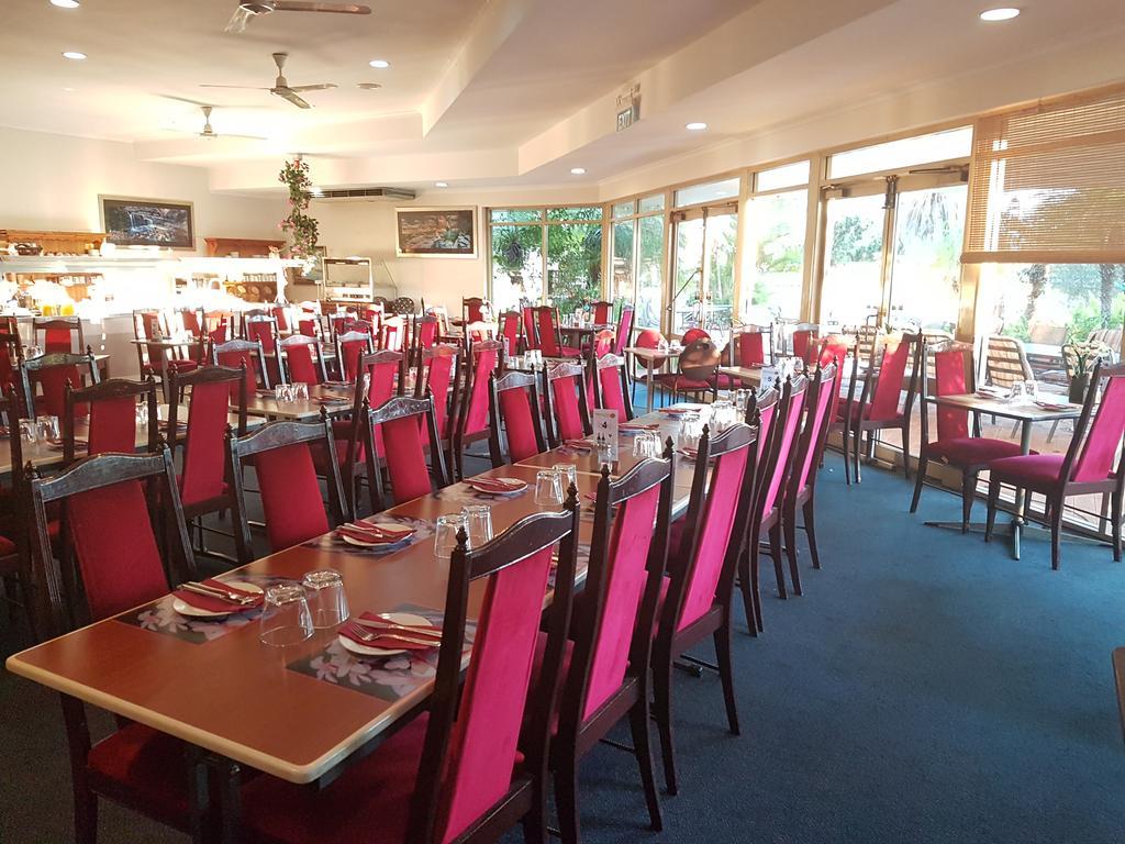 Carnarvon Gateway Motel Bagian luar foto