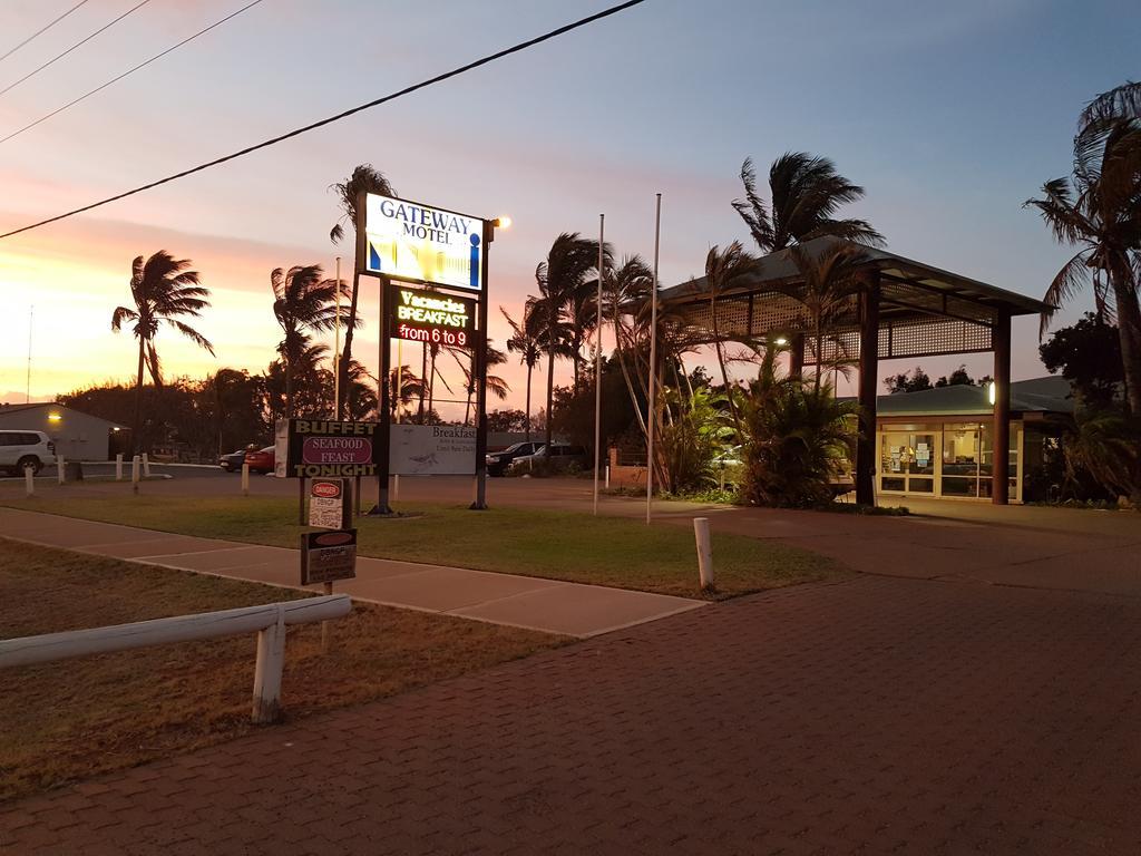 Carnarvon Gateway Motel Bagian luar foto